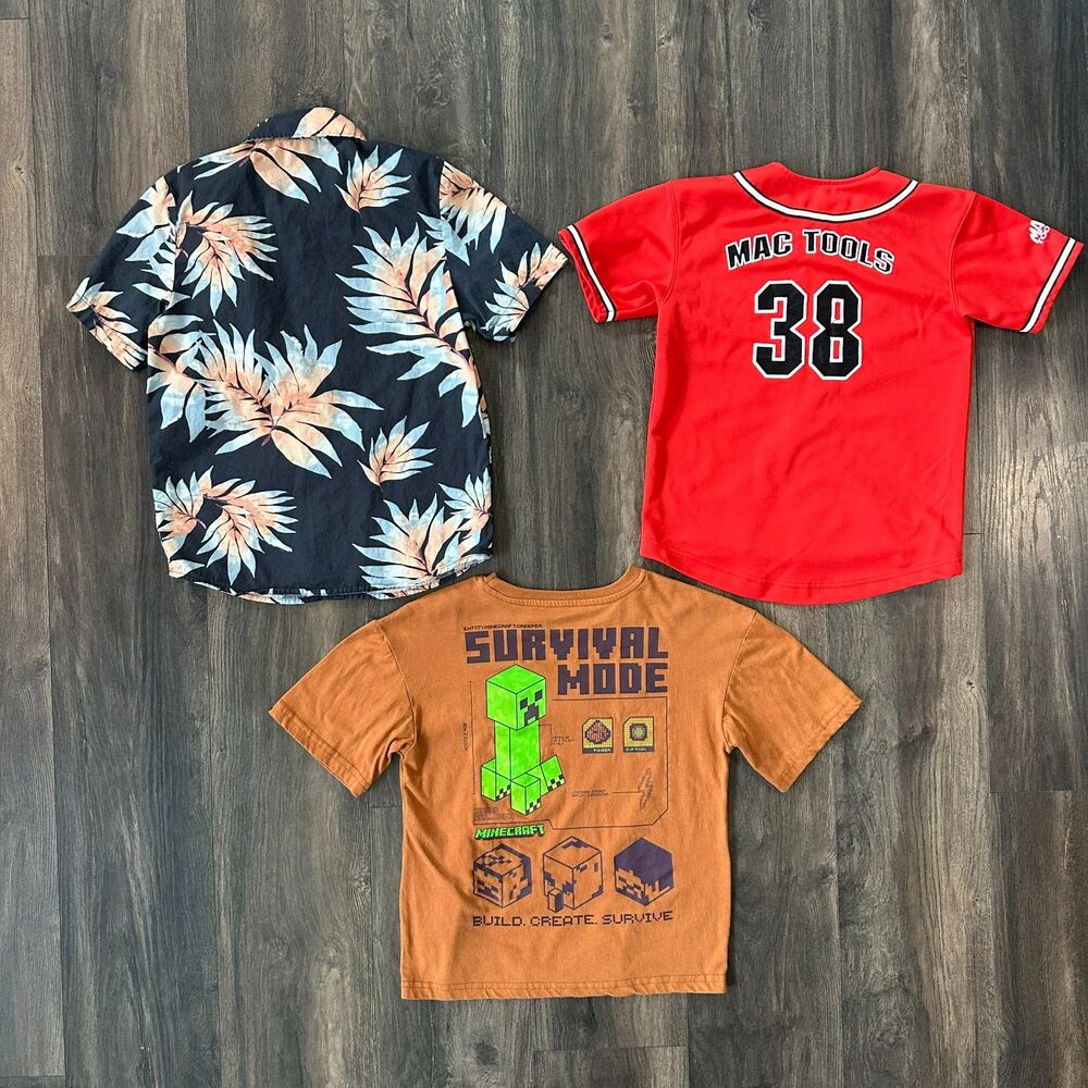 Six-Piece-Bundle Boys Size 7-8 Volcom Minecraft Vintage MAC Tools LRG Quiksilver - Picture 3 of 8